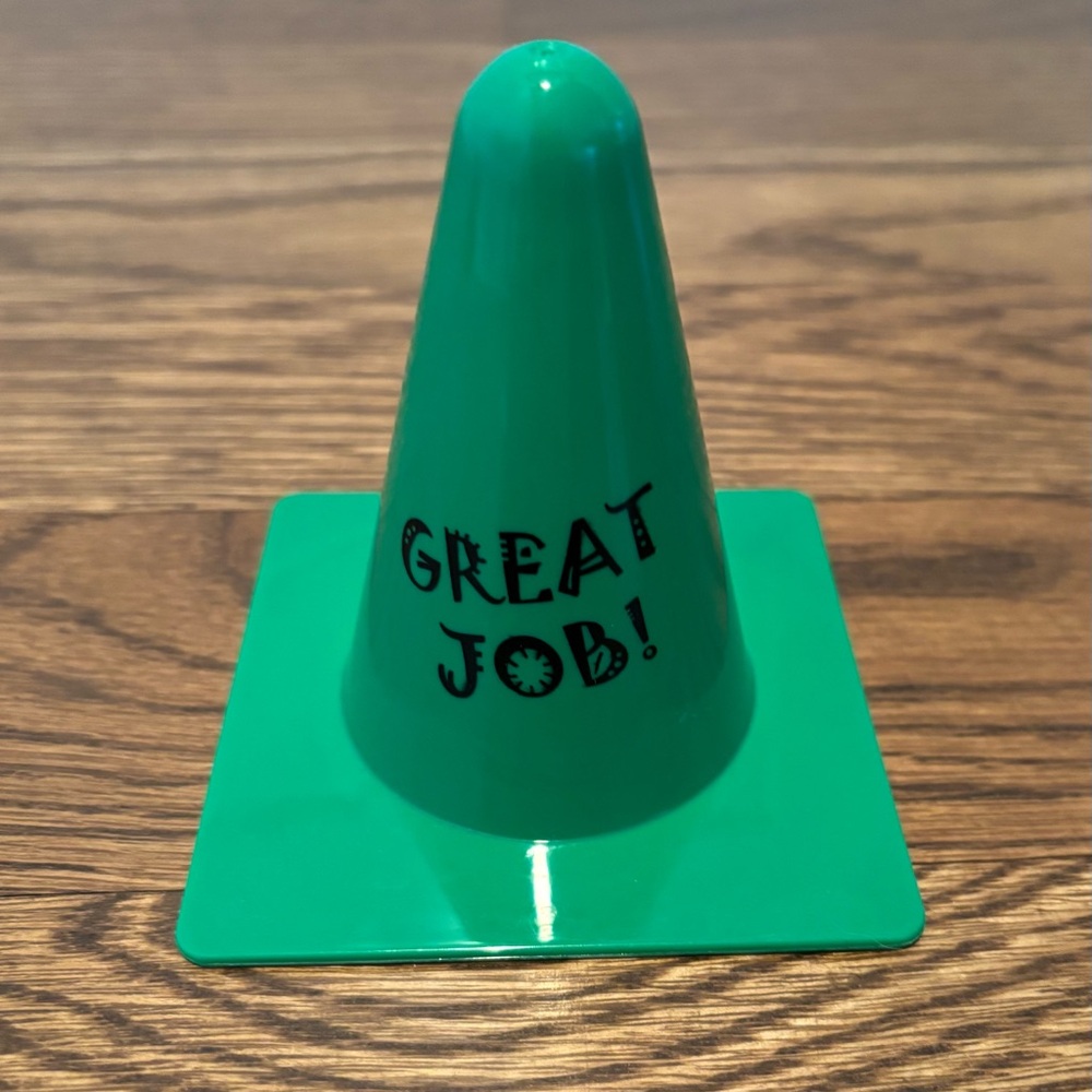 Set of 8 Cones-Teaching Tree Motivational Reward Cones “Great Job”-Green